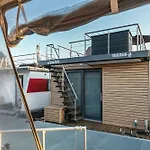 보트호텔 Hausboot Joana 자흐데니크